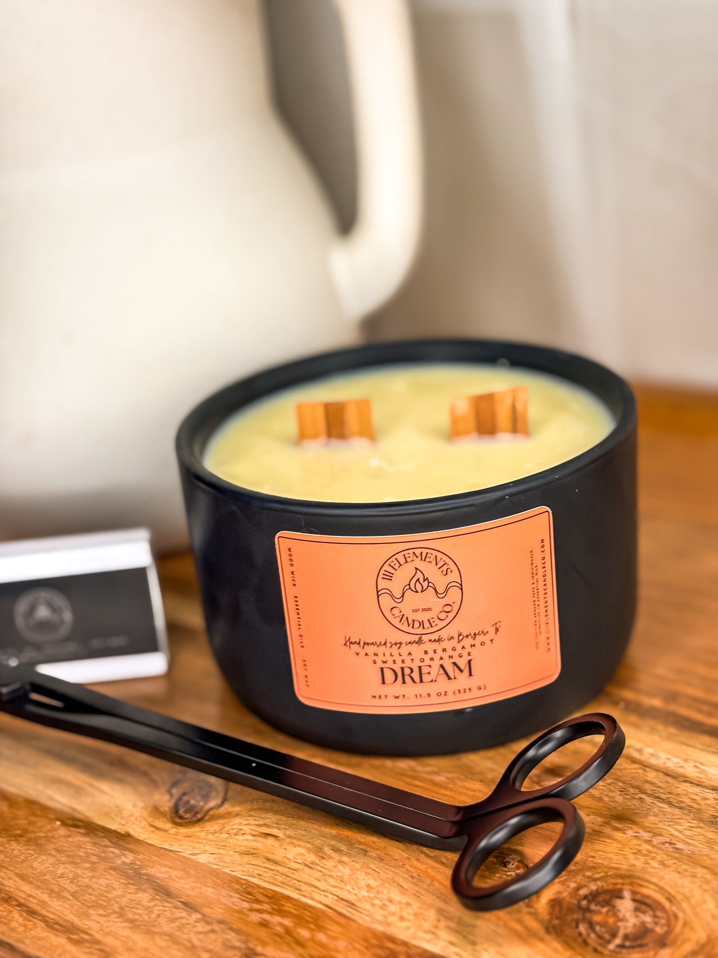 Dream - Essential Oil Soy Candle (Wood Wick)