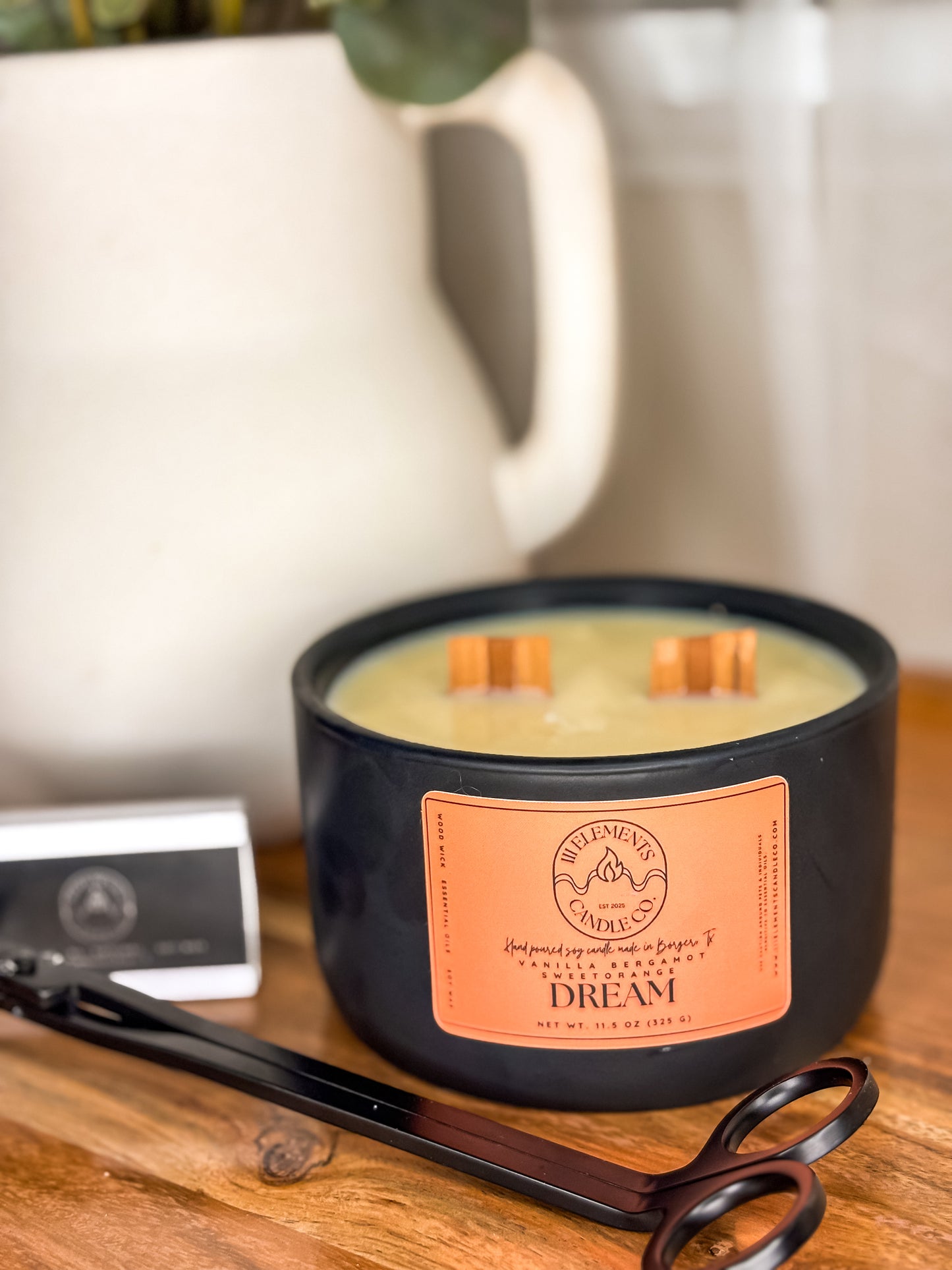 Dream - Essential Oil Soy Candle (Wood Wick)